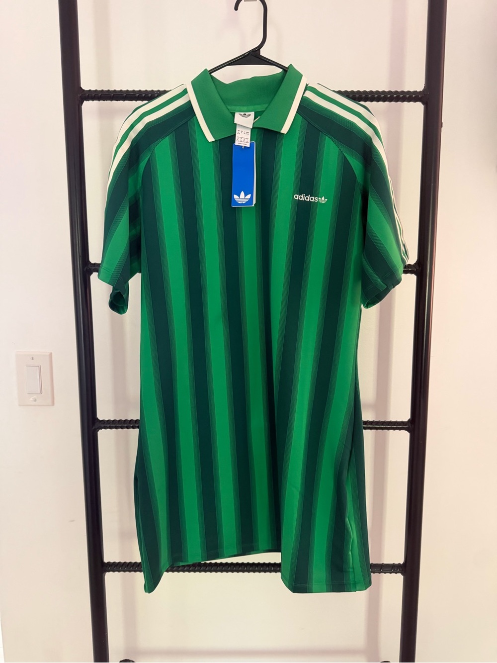adidas dress brand new never worn! Size XL Women’s